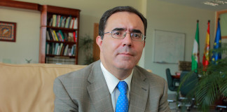 Vicente Guzmán, único candidato a la reelección como rector de la UPO Vicente Guzmán