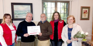 Reconocimiento a 35 años de colaboración con Cruz Roja Cruz Roja