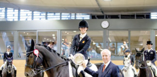 Carmen Alanís ha ganado la Copa del Rey de Doma Clásica Carmen Alanís