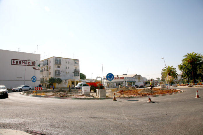glorieta en la Avenida Cristóbal Colón