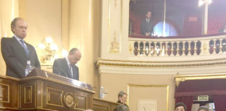 El IES Alvareda y el Gonzalo Nazareno acuden a un acto en el Senado Senado