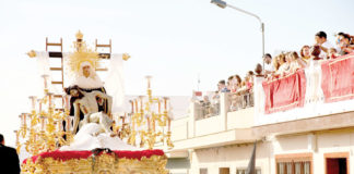 Amargura celebra hoy su Piadoso Vía Crucis y el domingo, Besapiés Amargura