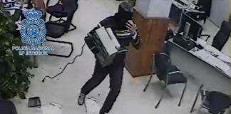 La Policía Nacional de Dos Hermanas detiene al autor de tres robos con violencia Policía Nacional de Dos Hermanas