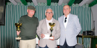 La Peña Bética Nazarena inaugura su caseta de Feria con la copa de socios Peña Bética Nazarena