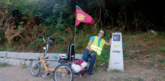 Ángel Gil, con movilidad reducida, hace el Camino de Santiago Ángel Gil
