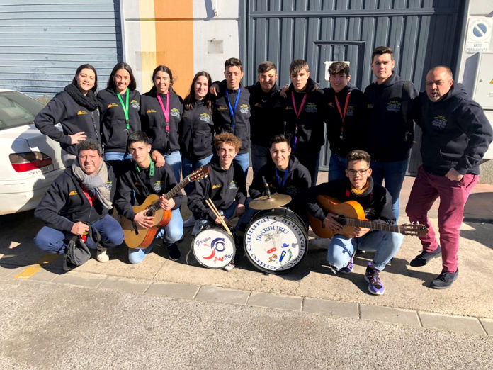chirigota-juvenil ‘Los que se colocan por primera vez’