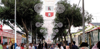 Presentación de obras para el cartel de la Feria de Mayo cartel de la Feria de Mayo