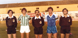 Manolo Calahorro: el gran capitán del Dos Hermanas triunfa ahora en los banquillos Manolo Calahorro