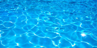 Muere una mujer de 69 años al caer en la piscina de su vivienda piscina