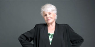 Lola Herrera representa ‘Cinco horas con Mario’ en el Teatro Municipal Lola Herrera
