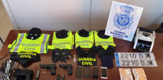 Simulaban ser guardias civiles para atracar a narcos y empresarios simulaban ser guardias civiles