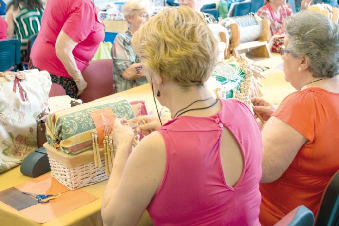 talleres-de-artesania Aprendiendo Juntas
