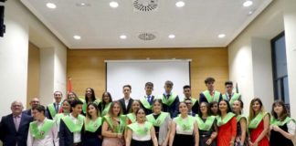 Graduación en el CC San Hermenegildo del alumnado de ESO Graduación en el CC San Hermenegildo