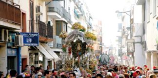 La hermandad del Rocío parte mañana hacia la Aldea Almonteña La hermandad del Rocío