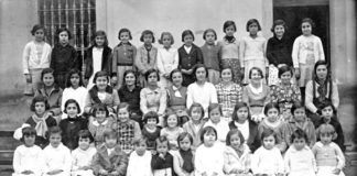 Hay que concienciar a los nazarenos para que sus hijos no falten a la escuela Colegio Sagrada Familia