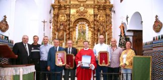 El Consejo de Hermandades rinde homenaje a varios colaboradores El Consejo de Hermandades