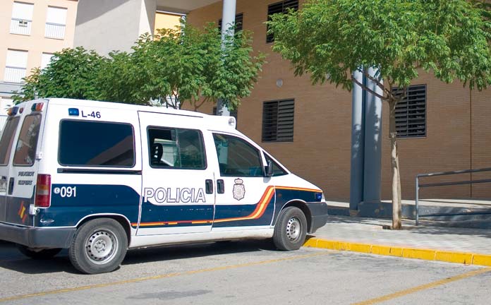 policia-nacional joven de 18 años detenida