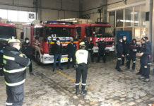 Los bomberos nazarenos se forman en tareas de desinfección por la UME Los bomberos nazarenos