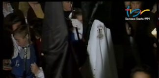 Paso de Amargura por Santa María Magdalena en la Semana Santa de 1991
