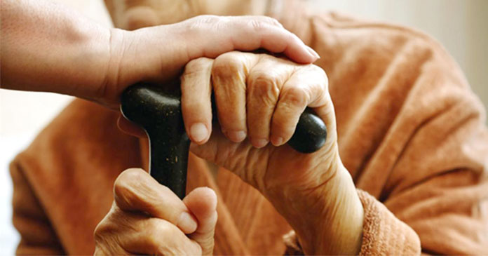 tercera-edad-huerta-palacios Medicalización de la residencia