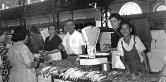 Antonio Cano: noches en vela para surtir de pescado al mercado de Dos Hermanas Antonio Cano