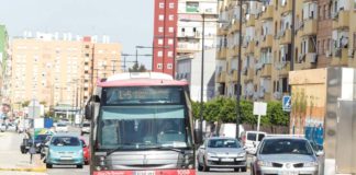Firmado el contrato del servicio del bus urbano con la nueva empresa adjudicataria servicio del bus urbano