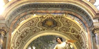 Los Titulares de Oración regresan a su Capilla tras su restauración Titulares de Oración