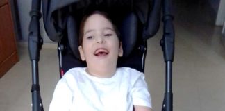 La madre de Emilio pide ayuda para presentar un peritaje de un neurólogo La madre de Emilio