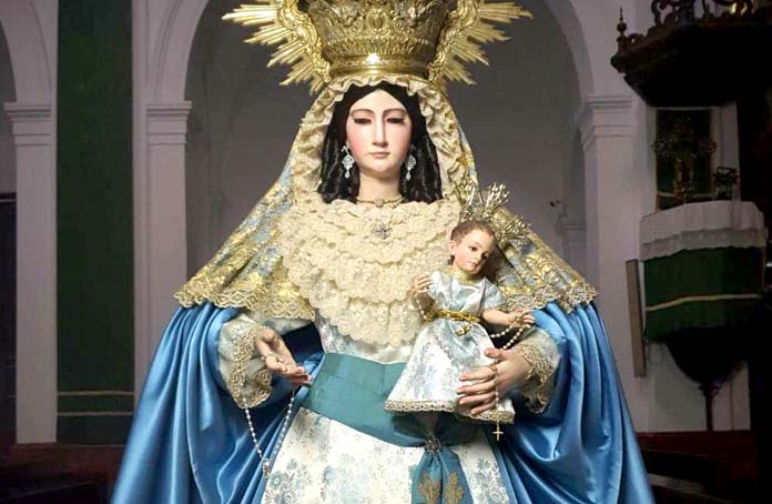 La Virgen del Rosario procesionará mañana por las calles de la ciudad
