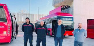 Formación para los bomberos nazarenos con los autobuses urbanos bomberos nazarenos