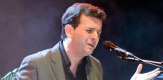 Actuación del cantaor flamenco Mario Radío en Montequinto Mario Radío