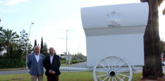 Monumento simbólico por el cincuentenario del paso de la barca de Coria paso de la barca de Coria