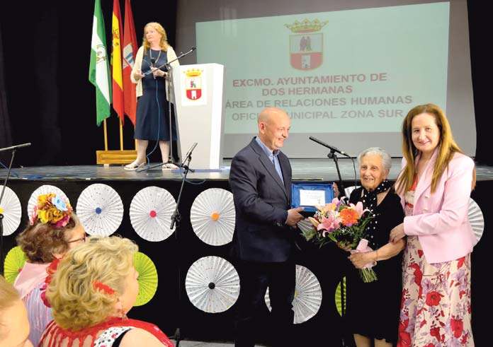 homenaje-centro-los-montecillos centro de mayores de Los Montecillos