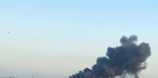 Controlado el aparatoso incendio de una nave incendio