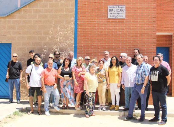 pabell-n-deportivo-para-rafa-lugo-en-el-ies-vistazul