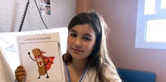 Daniela crea la mascota de Pediatría del Hospital de Valme Daniela