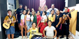El Centro Cultural Carnavalero Ibarburu hace historia en el COAC Centro Cultural Carnavalero Ibarburu