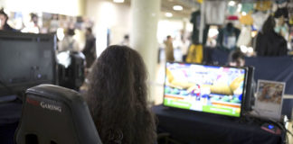 Lo último en videojuegos llega con JapanZone Dos Hermanas JapanZone Dos Hermanas