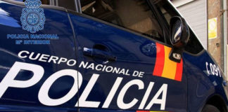 La Policía investiga la muerte por un tiro en la cabeza de un hombre Policía
