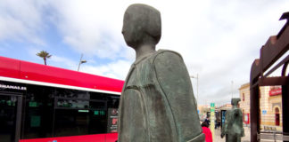 Horario especial en el bus urbano para la Feria de Abril de Sevilla bus urbano para la Feria