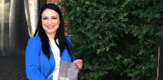 Marisa García presenta su primera novela en Dos Hermanas Marisa García