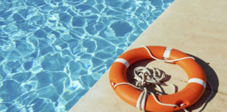 Muere un hombre ahogado en una piscina de Dos Hermanas hombre ahogado