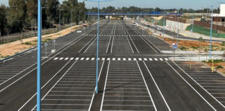 El aparcamiento de la Avenida de la Libertad se abre al público aparcamiento