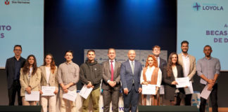 El Ayuntamiento concede becas para estudiar en Loyola becas
