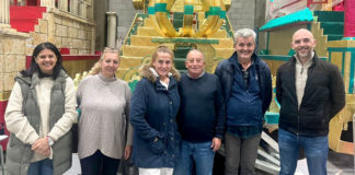 La Cabalgata de Reyes Magos otorga sus insignias y menciones Cabalgata de Reyes Magos