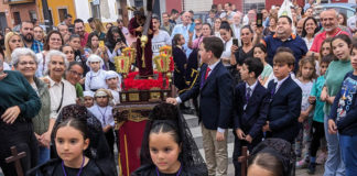 Procesión del CEIP Cervantes por las calles de la ciudad CEIP Cervantes