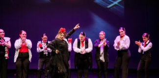 Conchi Rando celebra su 40º aniversario bailando Conchi Rando