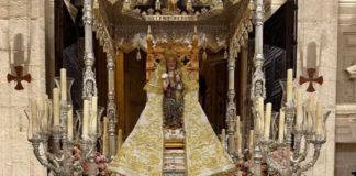 La Virgen de Valme procesiona de nuevo en Sevilla Virgen de Valme