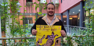 Manuel Jesús Gallardo es el autor del cartel del Carnaval 2025 Manuel Jesús Gallardo