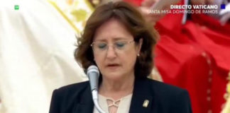 Rosa María Madueño participa en el Domingo de Ramos Vaticano Rosa María Madueño